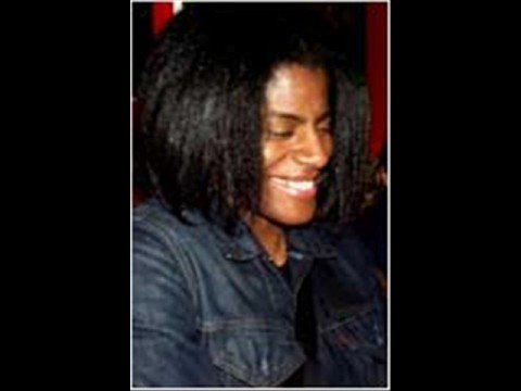 Roots Manuver ft. Valerie Etienne - Inner City Folk - Buzz fm Manchester