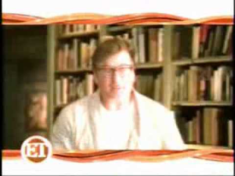 Sarah Michelle Gellar ET promo "Suburban Girl"