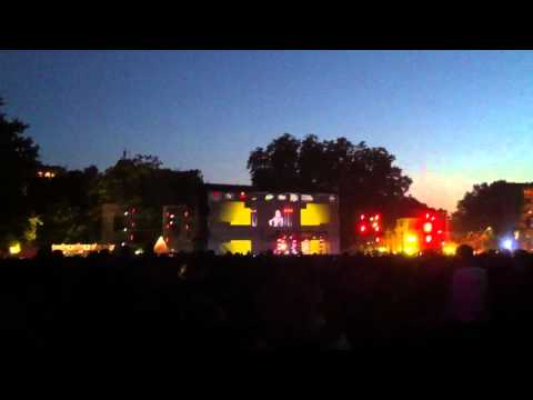 Bob sinclar and big Ali  2011 show