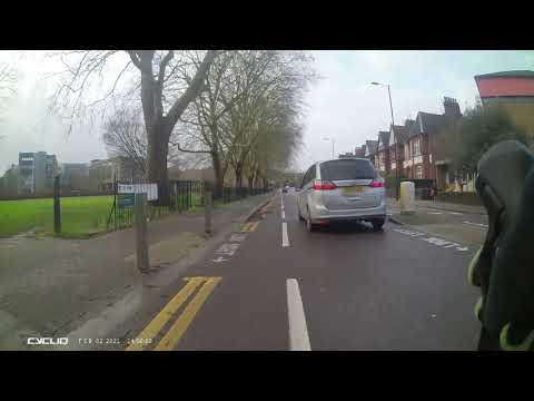 CE11GAX - Squeeze Close Pass - Police Action Taken