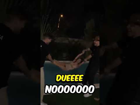 Simone Berlini, Valerio mazzei e il rosso buttano le ragazze in piscina