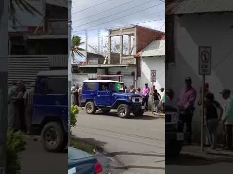 Largas filas de pensionados por aguinaldo en Jinotepe