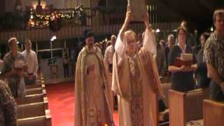 preview picture of video '1 - Midnight Mass at St. Martin's Episcopal Church, Pompano Beach FL - Fanfare & Procession'
