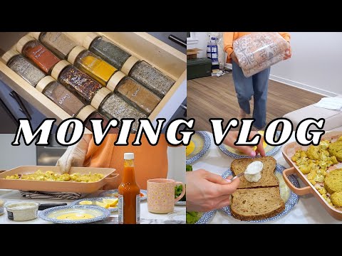 MOVING VLOG 1📦 empty apartment tour, organizing the kitchen, easy meals!