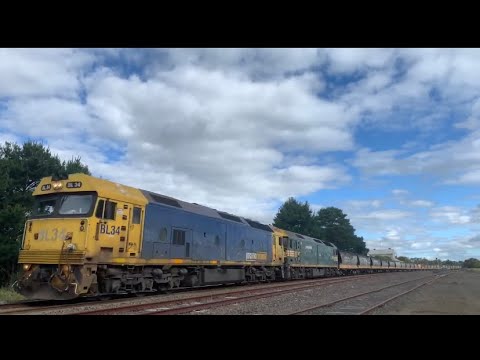 9155 Pacific National Broad Gauge Grain Train At Meredith (20/11/2021)