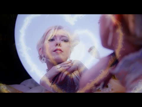 Mad Darling - Deja Vu (Official Video)