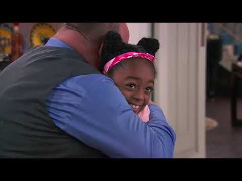 Jessie – Creepy Connie's Curtain Call clip7