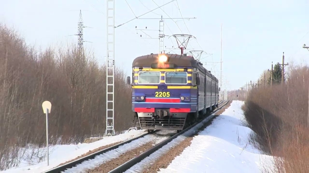 Электропоезд ЭР12-6003 близ о.п. Валингу / ER12-6003 EMU near Valingu stop