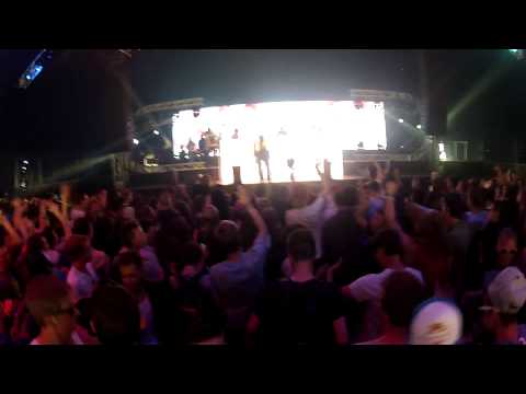 Levela & Jayline @ summerfestival 2013