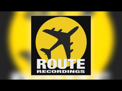 02 Simon Latham - Beatsy (Beatz Mix) [Airport Route Recordings]