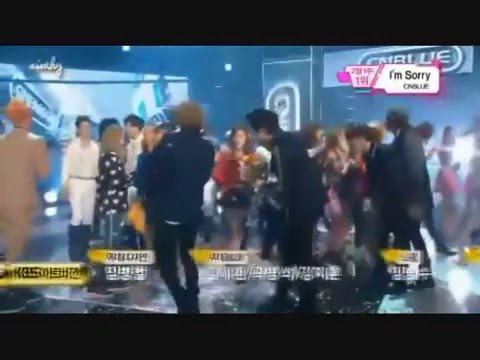 SNSD  Yoona & CNBLUE   Moment @ Music Bank 130201