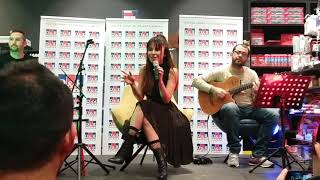 Betül Demir - Meşgul (Kanyon D&amp;R Akustik Performans) (26.12.2017)