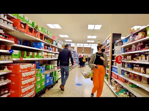 Andando no Supermercado Britânico Tesco | DENTRO DO TESCO EXTRA
