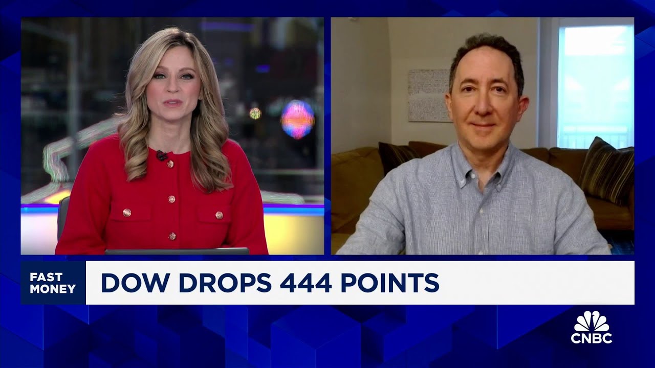 Tariff threat is biggest drag on stocks, according to investor Peter Boockvar