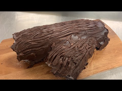 Yule (Christmas) Log - the best ever - only 7 ingredients 😲
