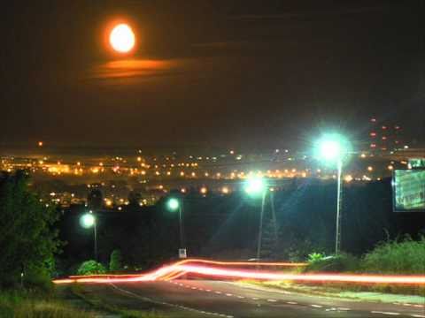 Poetik - Intro (Melodie Miasta EP 2010)