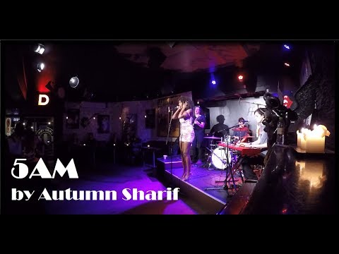 Autumn Sharif - 5AM / Maria Maria / Wild Thoughts (live at Drop Inn Copenhagen)