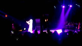 Willow Smith performing &quot;Flowers&quot; live at Celebrity Theater in Phx, AZ