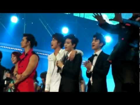 120512 DREAM CONCERT ENDING  BEAST,B1A4,U-Know
