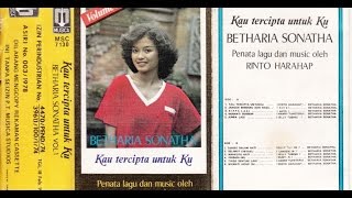 Download lagu Selimut Cintaku ~ Betharia Sonatha mp3 Download lagu Selimut Cintaku ~ Betharia Sonatha mp3