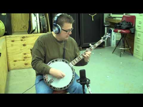 Ned Luberecki Playing the Kel Kroydon KK-4 Banjo