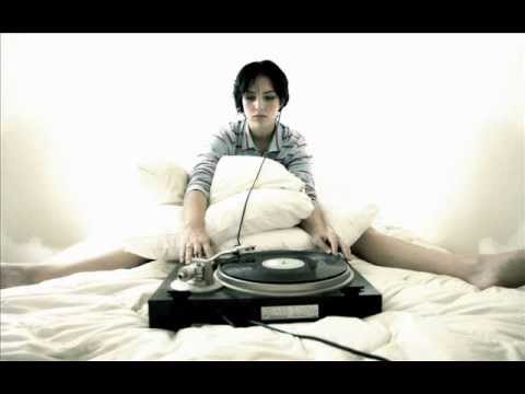 Kaskade vs. Dada Life - Dynasty Noise (Kaskade Mash Up)