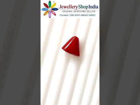 Product video thumbnail