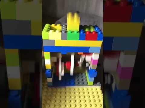 Двигатель внутреннего сгорания из лего