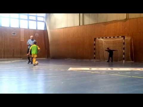 KS Hubertus Zalesie Górne - UKS 141 Warszawa Delta Cup rzuty karne 08-02-2014