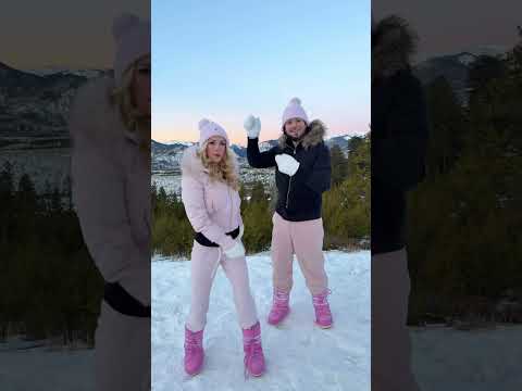 I walk this earth all by myself #shorts #tiktok #natalie #reynolds #repost #ekkstacy #dance