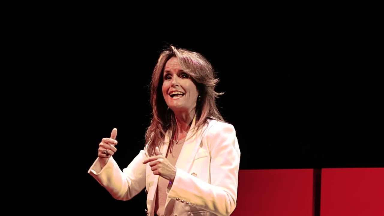 How to uncage the confidence within | Holly Smithson | TEDxSanDiegoWomen