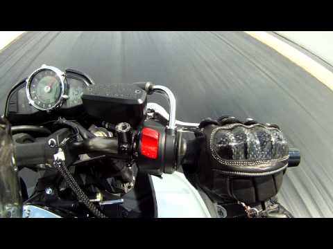 Suzuki B-King vs Suzuki GSXR-1000 (GoPro)