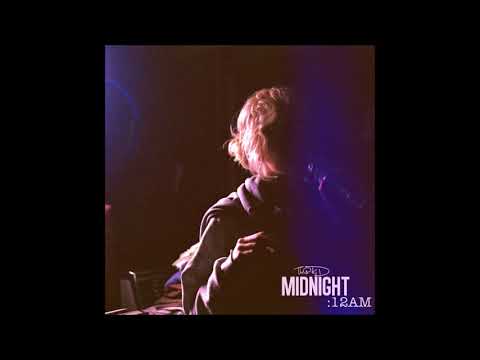 02. Th@ Kid - O L D F A S H I O N F L O W // 5 PM [Instrumental (Produced By DEAD HORSE BEATS)]