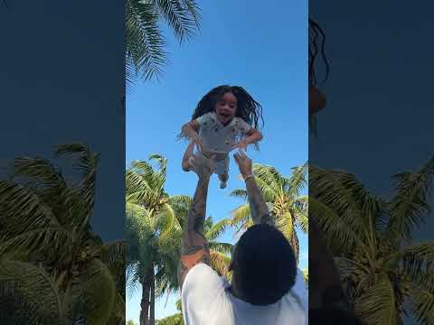 Kima quería volar y esto pasó 😱