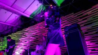 Boss Hog = Wichita Grey +(3.11) Winn Coma