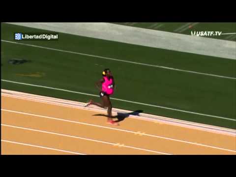 Una embarazada de ocho meses corre los 800 metros