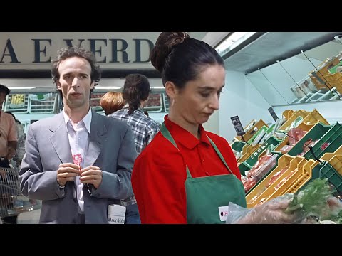 Roberto Benigni's Super Market Scene - The Monster (1994) @Avidclassiclover