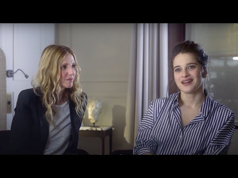 Interview de Sandrine Kiberlain et Rebecca Marder - Une Jeune Fille qui va bien