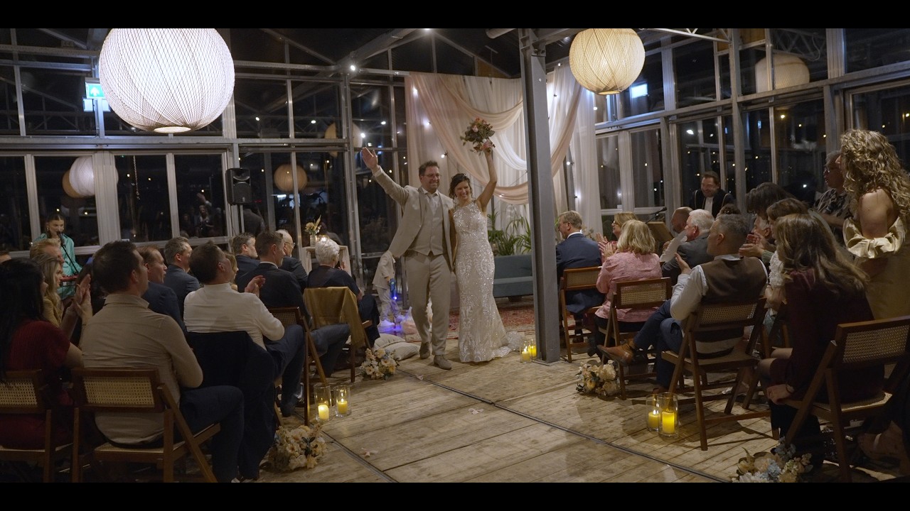 Klik om video te laden en af te spelen