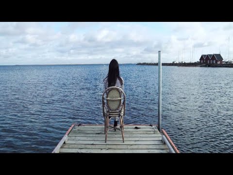 Rio Riezky - Kursi Sebelah (Music Video)