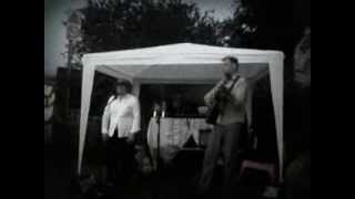 slow gin anna live @oberhafenkantine: trouble in these fields