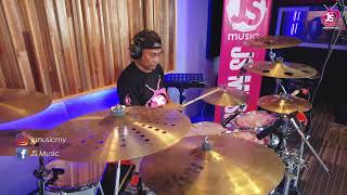 Download lagu Joget Samad Feat Paul Gilbert - By Mahmud mp3 Download lagu Joget Samad Feat Paul Gilbert - By Mahmud mp3