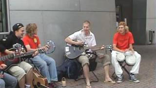 Adam &amp; Santtu - Live @ Kiasma 7.8.2005 - Olemme kuin veljet