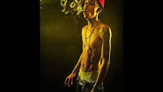 Wiz Khalifa - Air Born