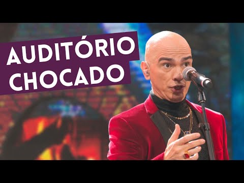 Edson Cordeiro canta "Segura Na Mão De Deus" e impressiona auditório