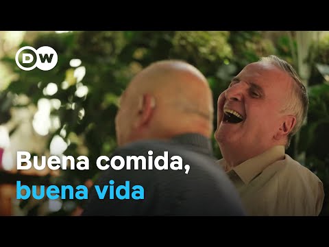 Greek Islands: A gastronomic paradise with crystal-clear waters | DW Documentary