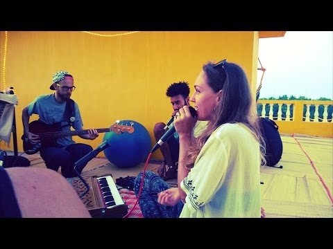 Shanti People  - Surya Narayana (Mantra Jam on the roof with Anatoly Gernadenko & Roland)