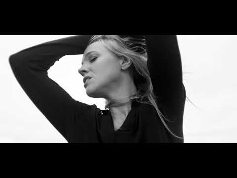 Holding On Trailer - Loes Haverkort