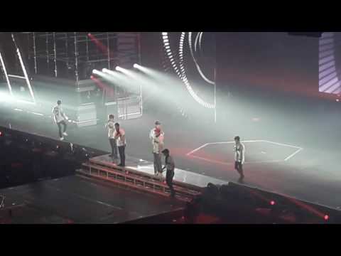 Wolf ~ EXO ~ EXOrDium In Manila 022517