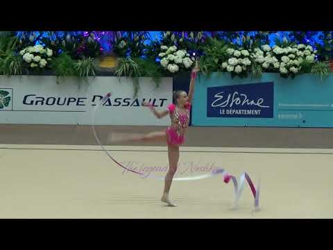 Darya SOROKINA (AZE) ribbon - 2018 Corbeil senior AA